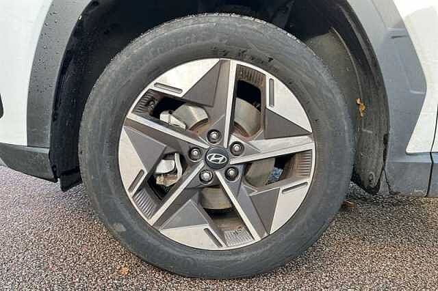 Hyundai TUCSON 1.6T HYBRID PREMIUM 5DR AUTO White