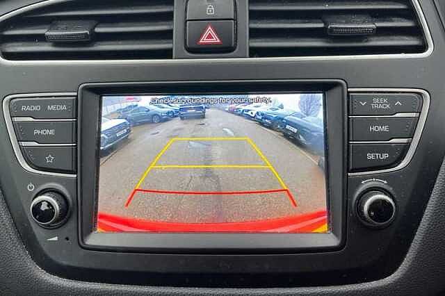 Hyundai i20 1.2 MPI SE 5DR