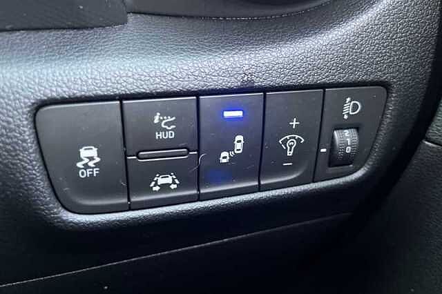 Hyundai KONA 1.0T GDI BLUE DRIVE PREMIUM SE 5DR