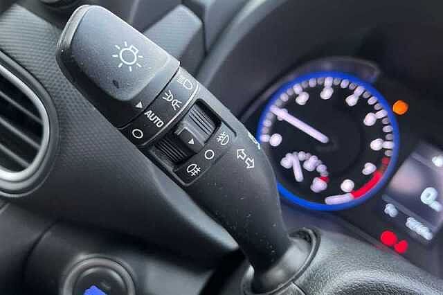 Hyundai KONA 1.0T GDI BLUE DRIVE PREMIUM SE 5DR
