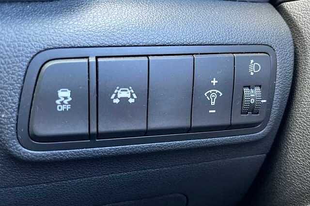 Hyundai TUCSON 1.6 GDI BLUE DRIVE SE NAV 5DR 2WD