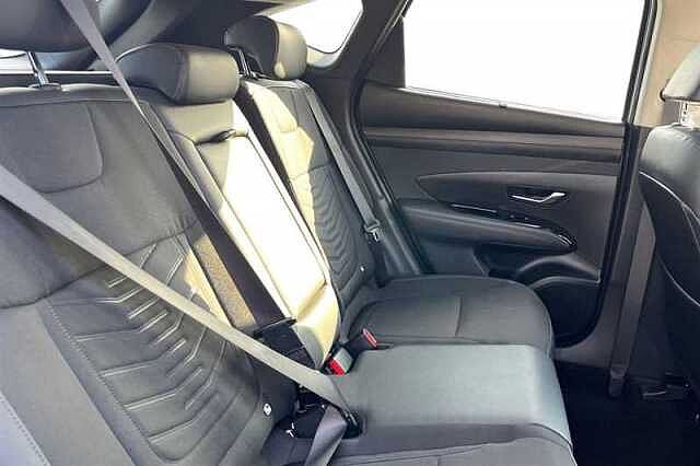 Hyundai TUCSON 1.6T PREMIUM 5DR SHIMMERING SILVER