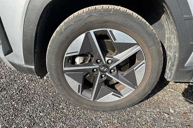 Hyundai TUCSON 1.6T PREMIUM 5DR SHIMMERING SILVER