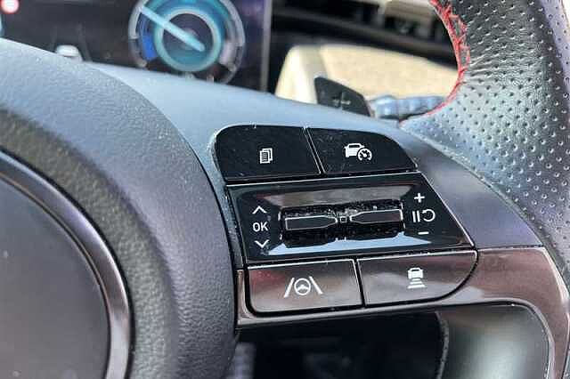 Hyundai TUCSON 1.6 TGDI HYBRID 230 N LINE S 5DR 2WD AUTO POLAR WHITE