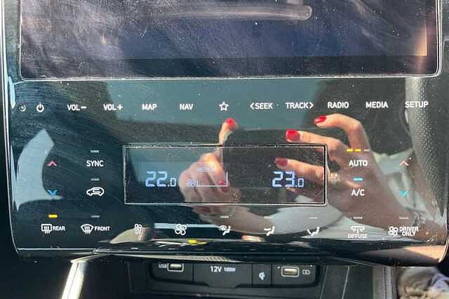 Hyundai TUCSON 1.6 TGDI HYBRID 230 N LINE S 5DR 2WD AUTO POLAR WHITE