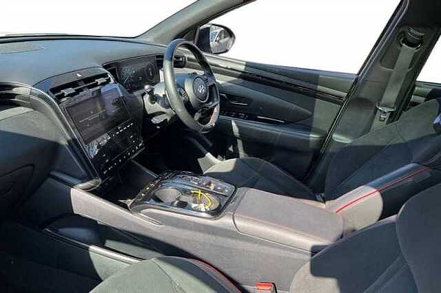 Hyundai TUCSON 1.6 TGDI HYBRID 230 N LINE S 5DR 2WD AUTO POLAR WHITE