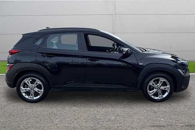 Hyundai KONA 1.0 TGDI 48V MHEV SE CONNECT 5DR PHANTOM BLACK