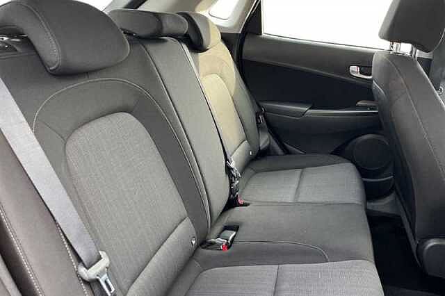 Hyundai KONA 1.0 TGDI 48V MHEV SE CONNECT 5DR PHANTOM BLACK
