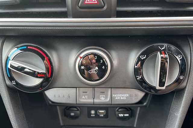 Hyundai KONA 1.0T GDI BLUE DRIVE SE 5DR