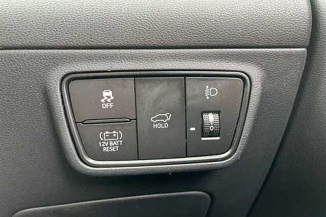 Hyundai TUCSON 1.6 TGDI HYBRID 230 ULTIMATE 5DR 2WD AUTO ATLAS WHITE