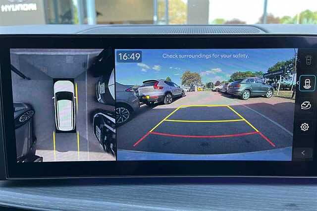 Hyundai SANTA FE 1.6 TGDI PLUG-IN HYBRID ULTIMATE 5DR 4WD AUTO SHIMMERING SILVER