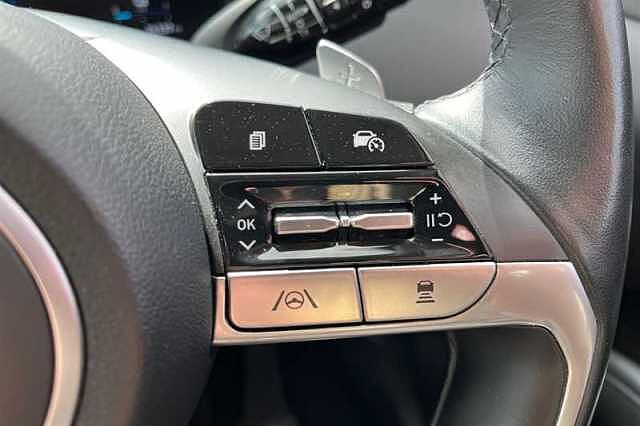 Hyundai TUCSON 1.6 TGDI HYBRID 230 PREMIUM 5DR 2WD AUTO PHANTOM BLACK