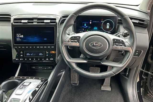 Hyundai TUCSON 1.6 TGDI HYBRID 230 PREMIUM 5DR 2WD AUTO PHANTOM BLACK