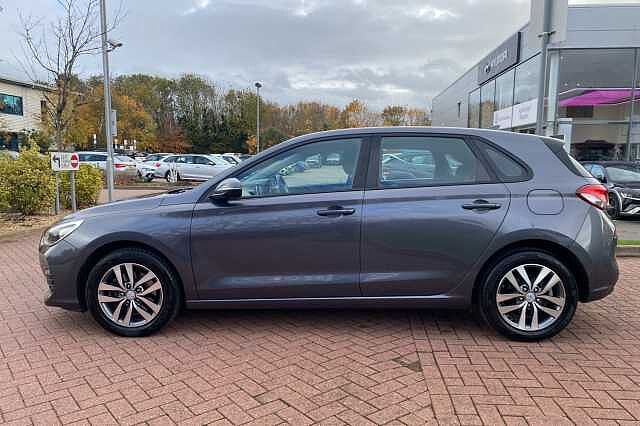 Hyundai I30 1.6 CRDi SE Nav 5dr Grey