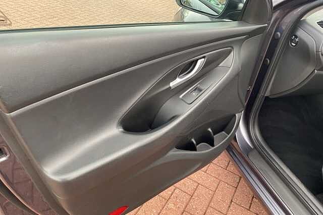 Hyundai I30 1.6 CRDi SE Nav 5dr Grey