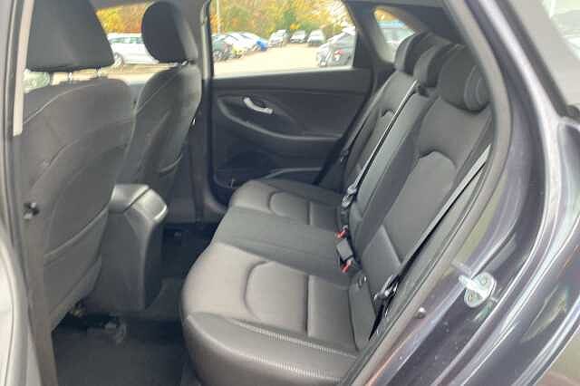 Hyundai I30 1.6 CRDi SE Nav 5dr Grey