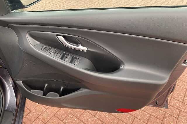 Hyundai I30 1.6 CRDi SE Nav 5dr Grey