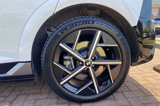 Hyundai IONIQ 5 ELECTRIC HATCHBACK 239kW N Line 84 kWh 5dr AWD Auto White