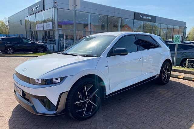 Hyundai IONIQ 5 ELECTRIC HATCHBACK 239kW N Line 84 kWh 5dr AWD Auto White