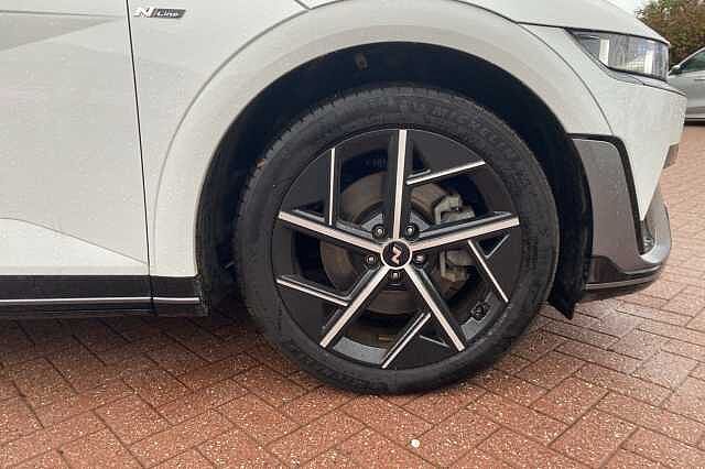 Hyundai IONIQ 5 ELECTRIC HATCHBACK 239kW N Line 84 kWh 5dr AWD Auto White