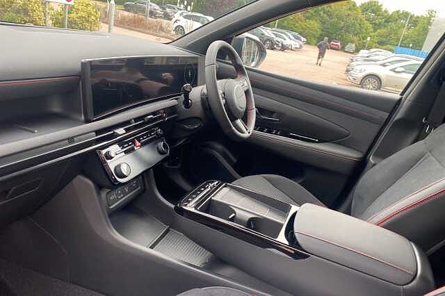 Hyundai TUCSON 1.6T Plug-in Hybrid N Line 5dr Auto Silver