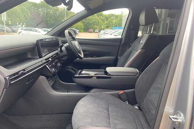 Hyundai TUCSON 1.6T Plug-in Hybrid N Line 5dr Auto Silver