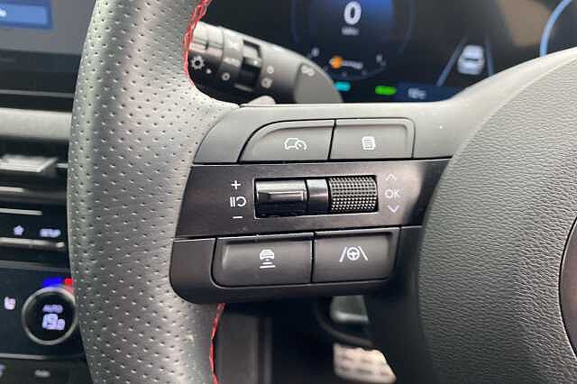 Hyundai TUCSON 1.6T Plug-in Hybrid N Line 5dr 4WD Auto White