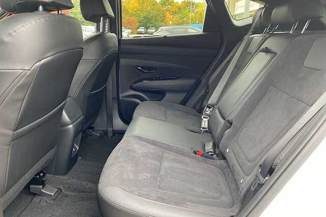 Hyundai TUCSON 1.6T Plug-in Hybrid N Line 5dr 4WD Auto White