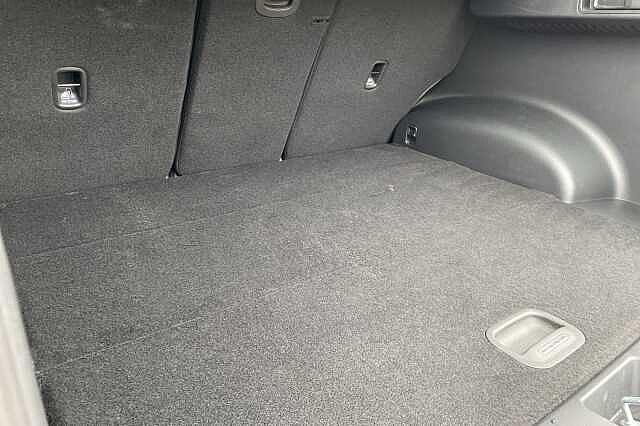 Hyundai TUCSON 1.6T Plug-in Hybrid N Line 5dr 4WD Auto White