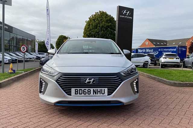 Hyundai IONIQ 1.6 GDi Plug-in Hybrid Premium SE 5dr DCT Silver
