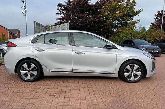 Hyundai IONIQ 1.6 GDi Plug-in Hybrid Premium SE 5dr DCT Silver