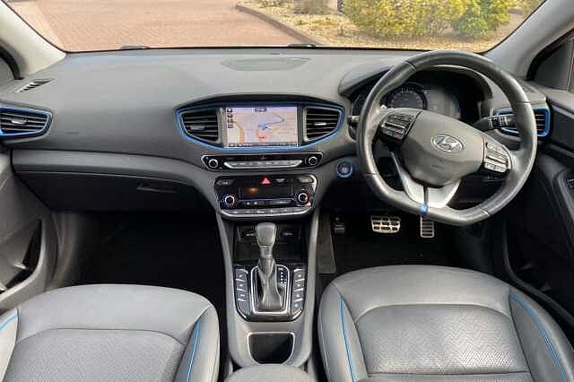 Hyundai IONIQ 1.6 GDi Plug-in Hybrid Premium SE 5dr DCT Silver