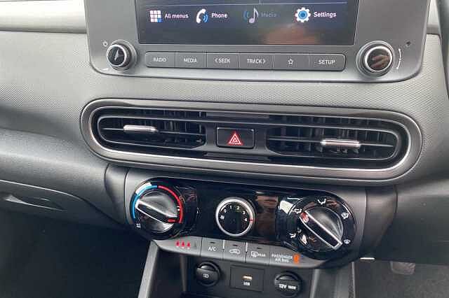 Hyundai KONA 1.0 TGDi 48V MHEV SE Connect 5dr Green