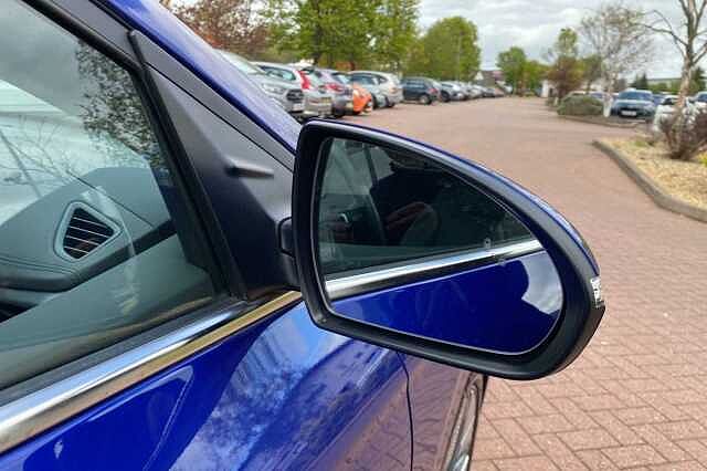 Hyundai IONIQ 1.6 GDi Hybrid Premium SE 5dr DCT