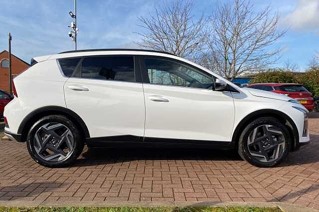 Hyundai BAYON HATCHBACK 1.0 TGDi Premium 5dr White