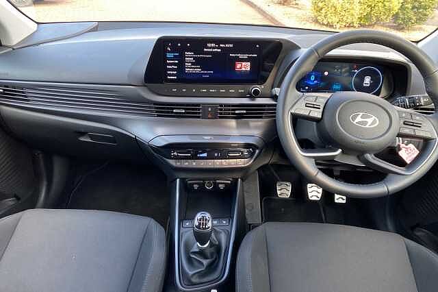 Hyundai BAYON HATCHBACK 1.0 TGDi Premium 5dr White