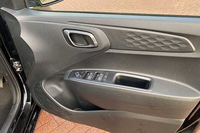 Hyundai I10 1.2 [79] Premium 5dr Auto [Nav] Black