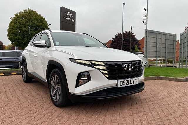 Hyundai TUCSON 1.6 TGDi 48V MHD SE Connect 5dr 2WD DCT White