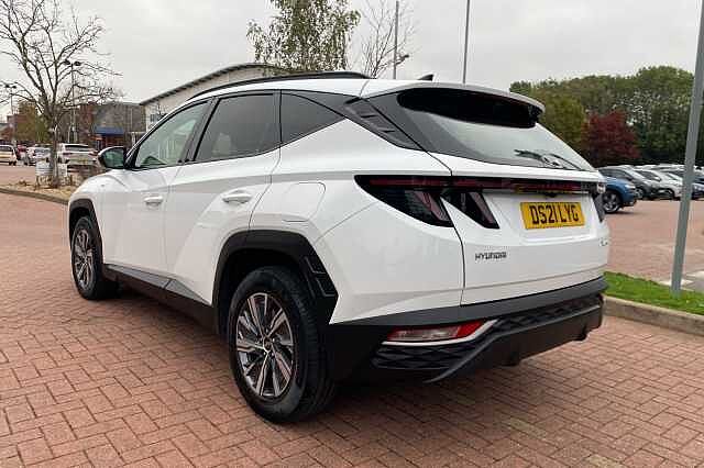Hyundai TUCSON 1.6 TGDi 48V MHD SE Connect 5dr 2WD DCT White