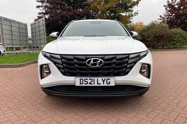 Hyundai TUCSON 1.6 TGDi 48V MHD SE Connect 5dr 2WD DCT White