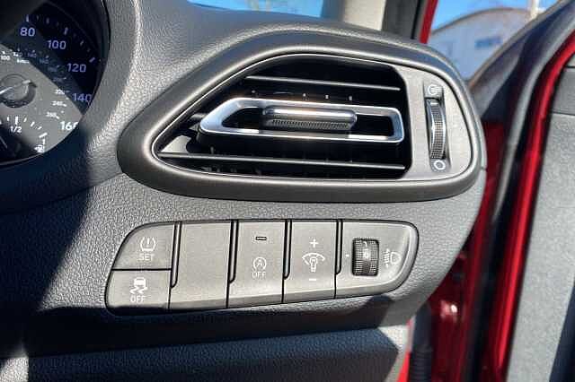 Hyundai i30 1.0T GDi SE Connect 5dr DCT