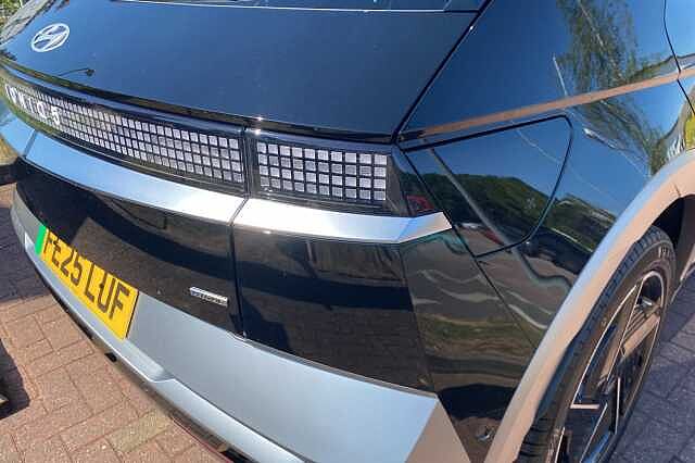 Hyundai IONIQ 5 239kW Ultimate 84 kWh 5dr AWD Auto Black