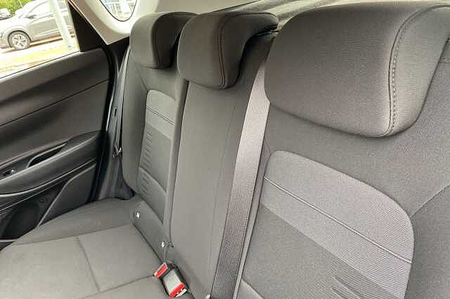 Hyundai BAYON 1.0 T-GDi (100ps) Premium Black