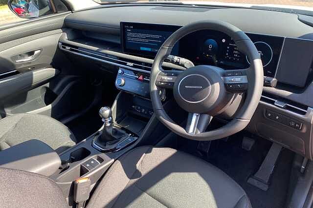 Hyundai TUCSON 1.6T Advance 5dr White