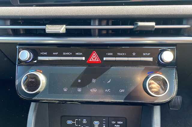 Hyundai TUCSON 1.6T Advance 5dr White