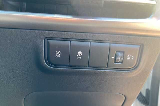 Hyundai TUCSON 1.6T Advance 5dr White