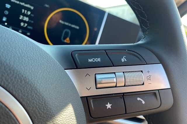 Hyundai TUCSON 1.6T Advance 5dr White