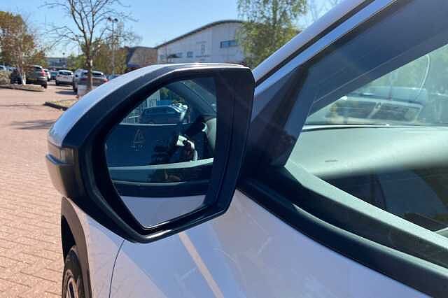 Hyundai TUCSON 1.6T Advance 5dr White