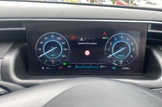 Hyundai TUCSON 1.6 TGDi Hybrid 230 Premium 5dr 2WD Auto Red