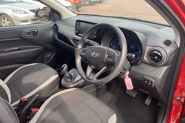 Hyundai I10 1.2 Advance 5dr Auto Red